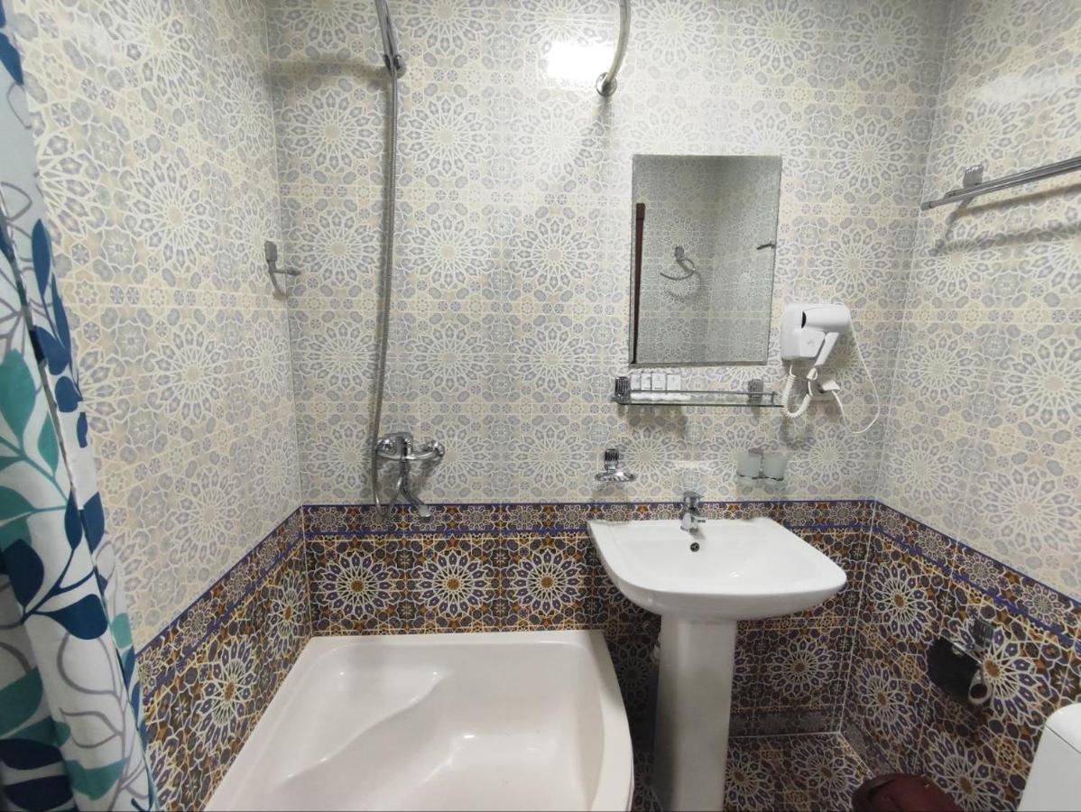 Hud Hud Vandrerhjem Bukhara Eksteriør bilde